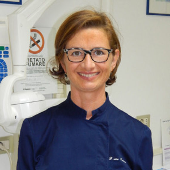 Dott.ssa-Barbara-Grampi | dentista milano